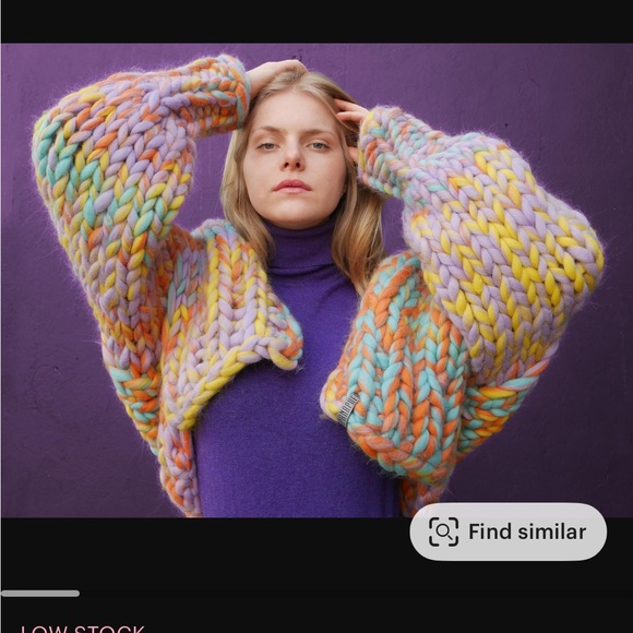 Chunky Knit Pink Sweater - Picture 4 of 5